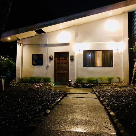 The White Bed And Breakfast באקולוד מראה חיצוני תמונה